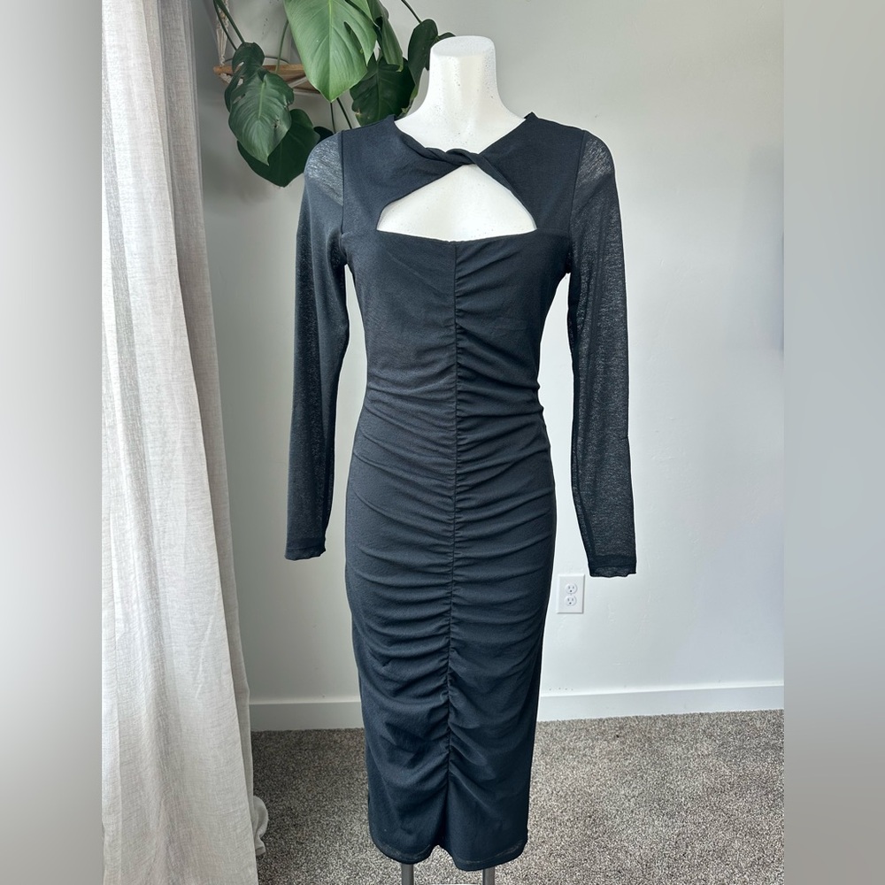 🆕 Abercrombie & Fitch Black Twist Front Cutout Midi Dress | Size S